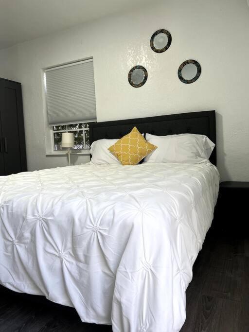 Nice And Cozy Guest House Маямі Екстер'єр фото